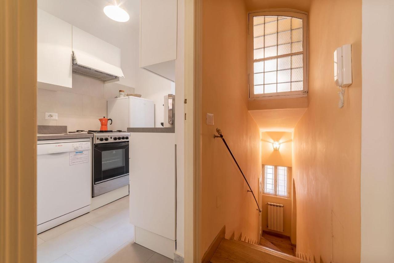 Appartement A Peaceful Retreat 2 Minutes From Piazza Navona - Fromhometorome Rome