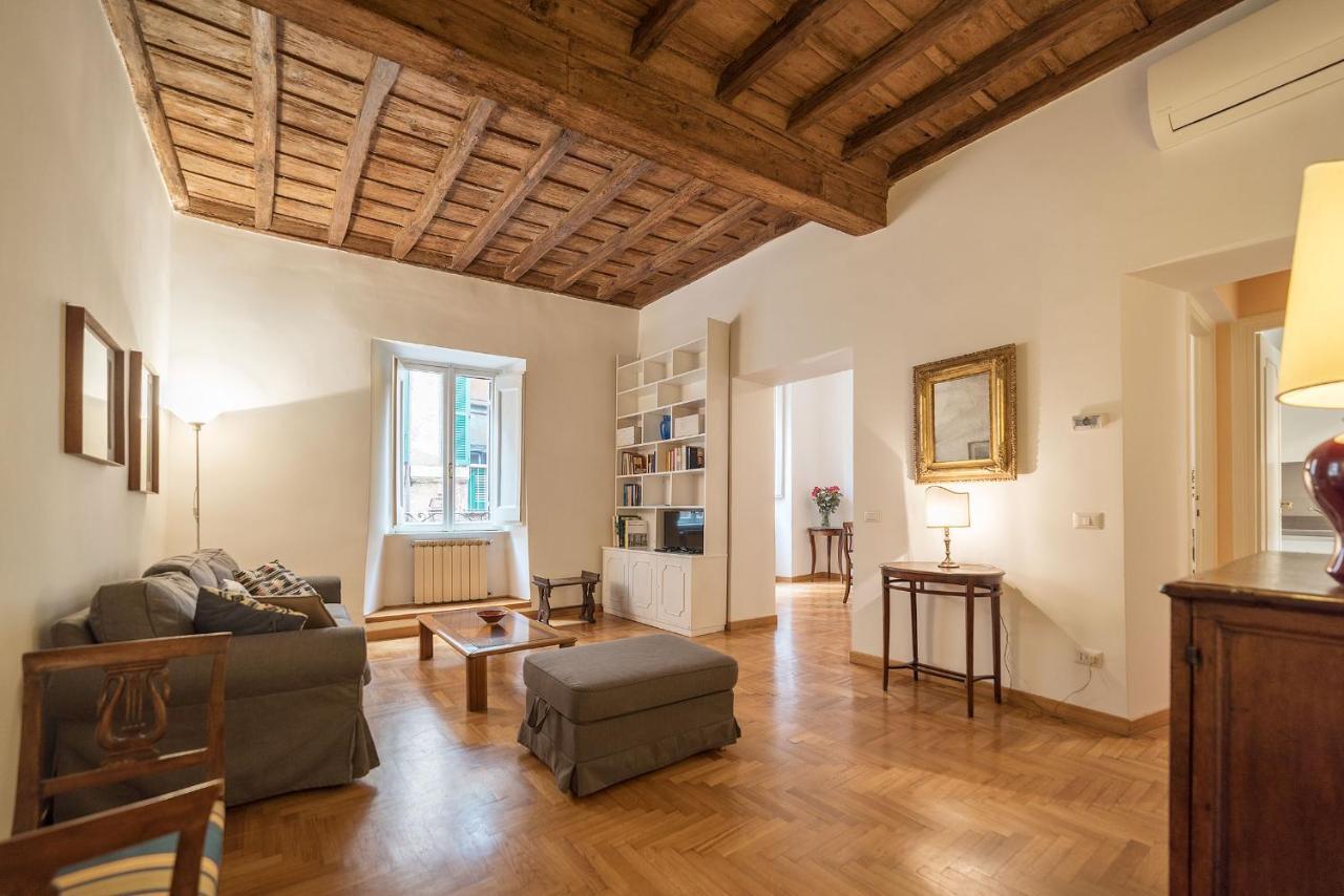 Appartement A Peaceful Retreat 2 Minutes From Piazza Navona - Fromhometorome *
