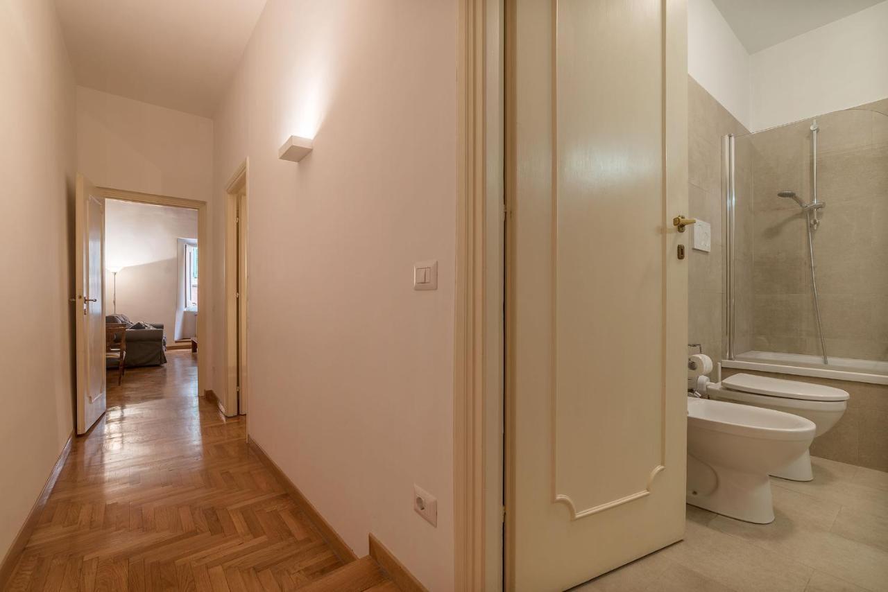 Appartement A Peaceful Retreat 2 Minutes From Piazza Navona - Fromhometorome *